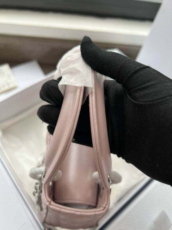 Túi Xách Lady Dior Mini Bag Siêu Cấp Màu Hồng Phấn 17cm