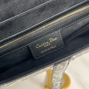 Túi Nữ Dior Saddle Siêu Cấp Bộ Khóa Vàng Sáng Bóng 25x20x6.5cm