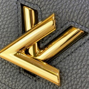 Túi Xách Louis Vuitton LV Twist Handle Siêu Cấp Black 17x25x11cm