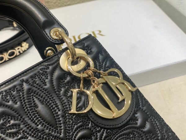 Túi Xách Nữ Hàng Hiệu Dior Lady Họa Tiết Hoa Văn Bắt Mắt 20cm